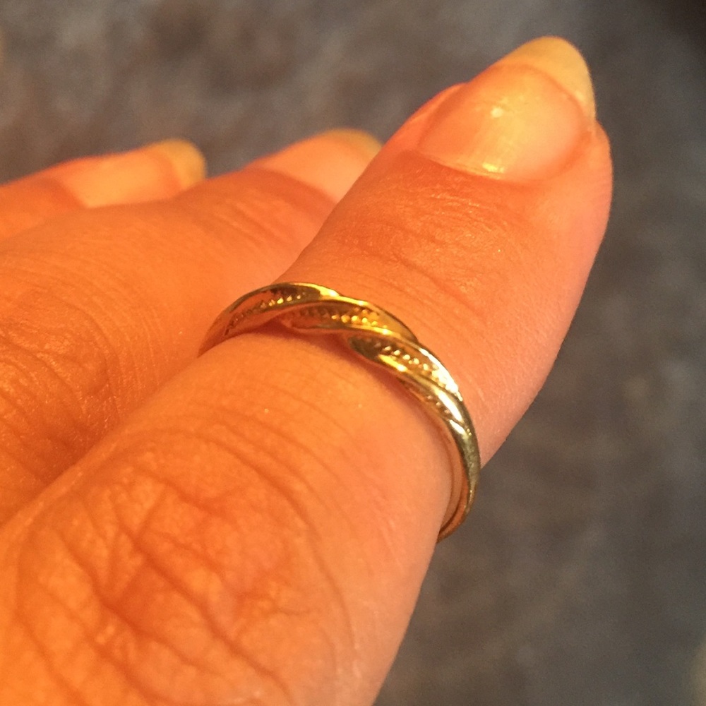 Simple 10k gold ring